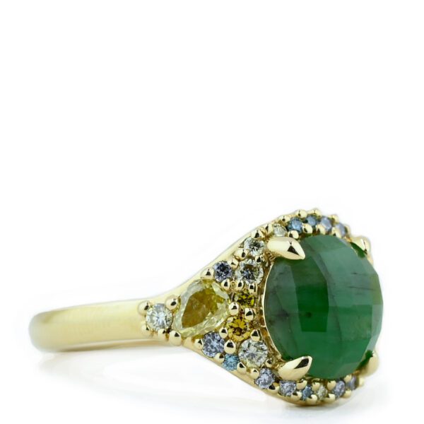 round-rough-cut-emerald-and-colorful-diamond-pave-ring-dreamer-left-side