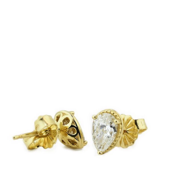 love-lore-petals-pear-diamond-earring-studs-back-and-front